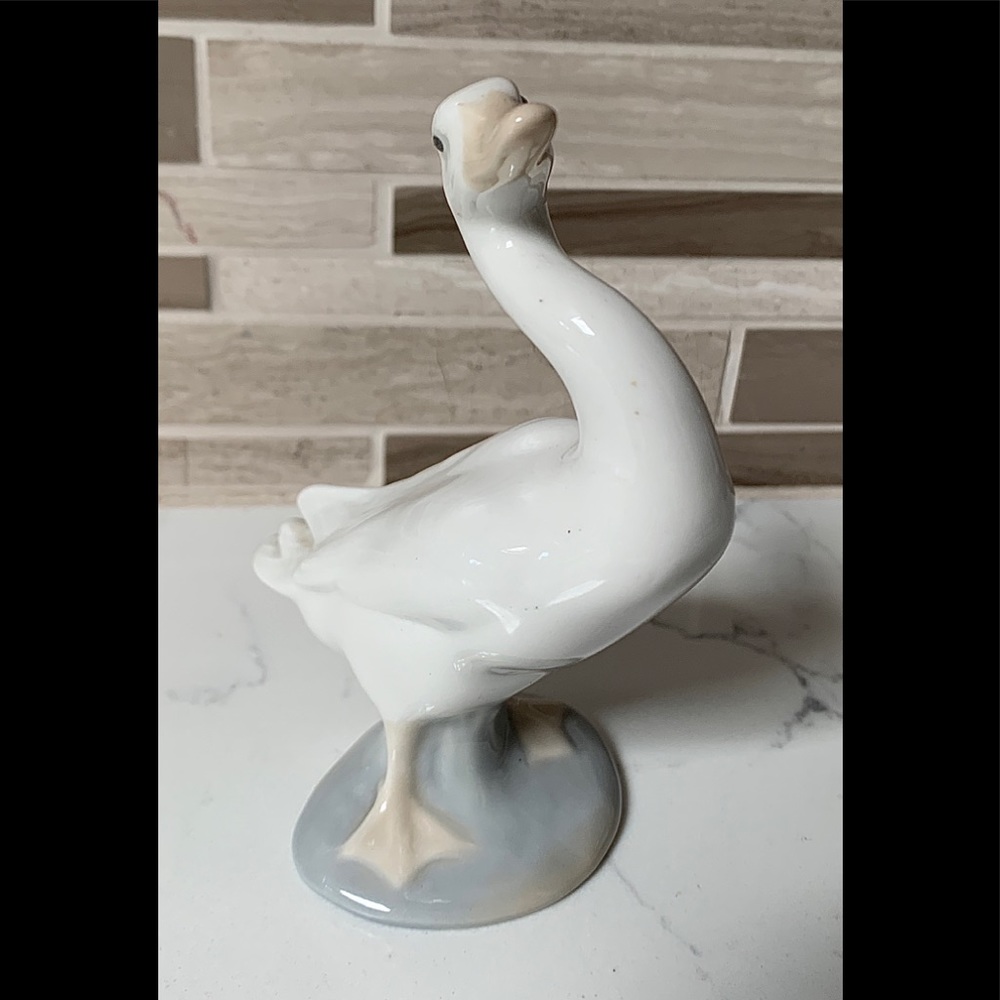 🟢LLADRO “Little Duck”